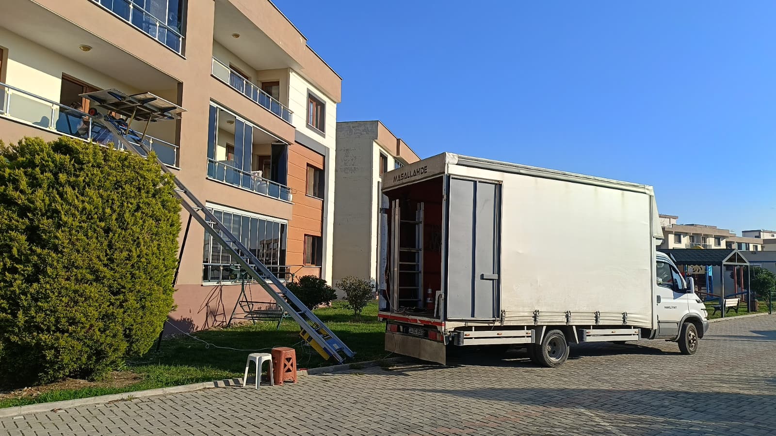 Şehzadeler 2+1 - Ev Taşıma